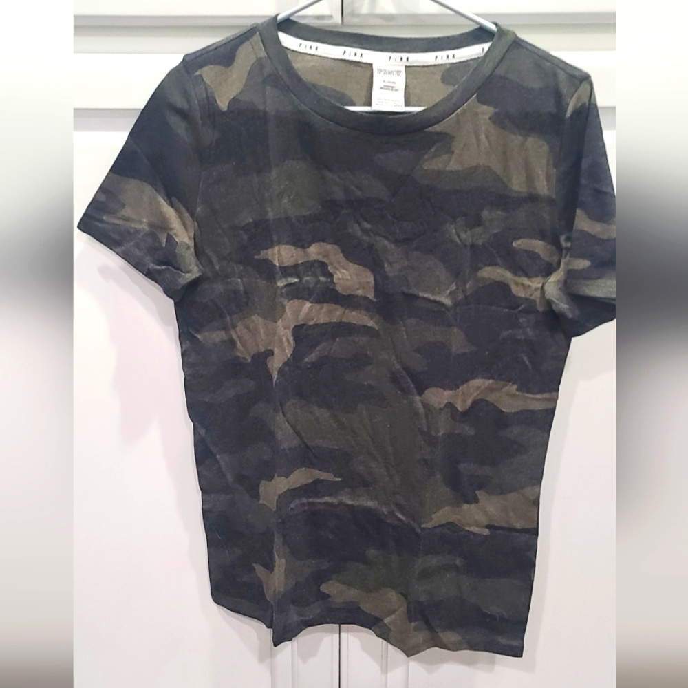 Victoria's Secret VS PINK Green Camo T-shirt, M, NEW